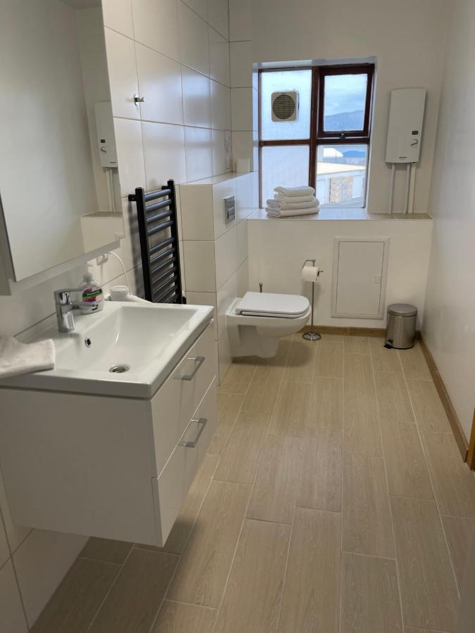 Helgrindur Guesthouse 그런다포르두 외부 사진