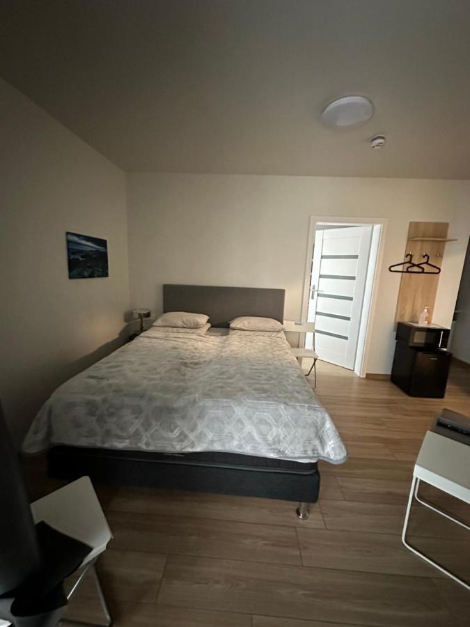 Helgrindur Guesthouse 그런다포르두 외부 사진
